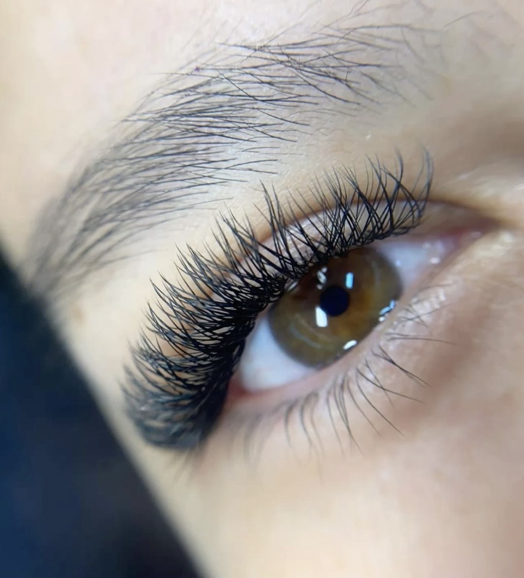Hawaiian lash set Queens Beauty Brandon FL